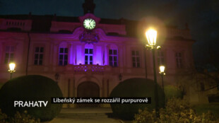 Libeňský zámek se rozzářil purpurově