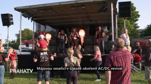 Májovou veselici v Újezdě okořenil AC/DC revival