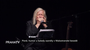 Písně, humor a balady zazněly v Malostranské besedě