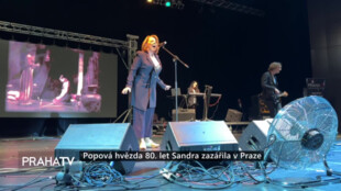Popová hvězda 80. let Sandra zazářila v Praze