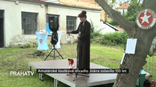 Amatérské loutkové divadlo Jiskra oslavilo 110 let